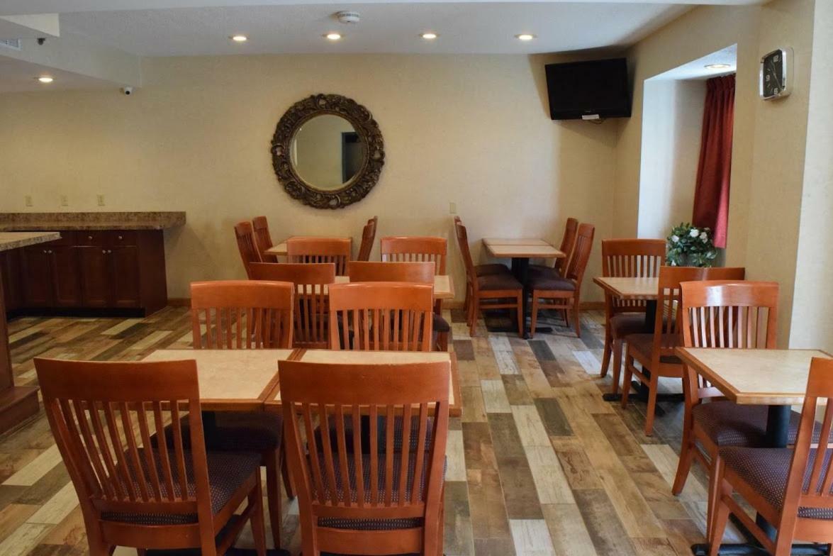 Inn At The Finger Lakes Auburn Esterno foto