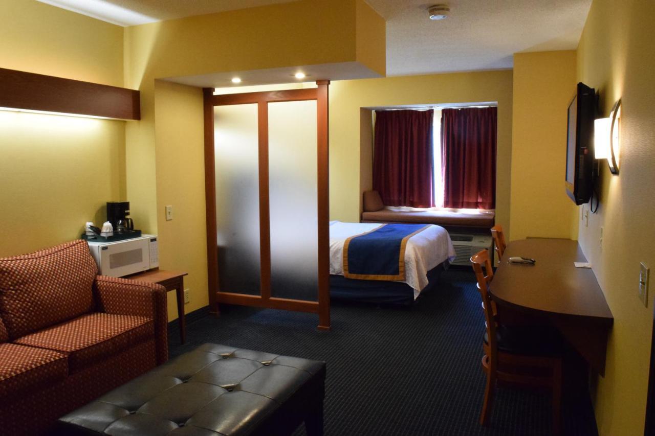 Inn At The Finger Lakes Auburn Esterno foto