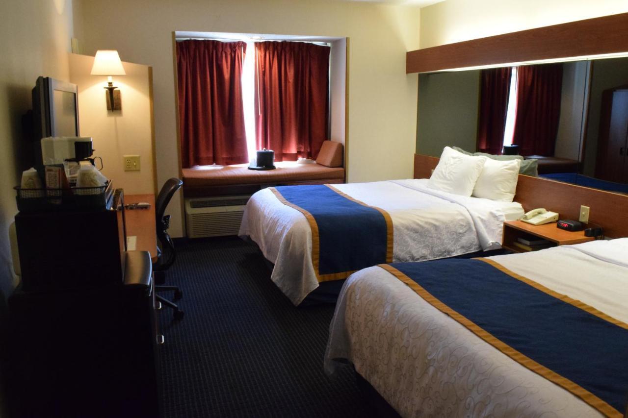 Inn At The Finger Lakes Auburn Esterno foto
